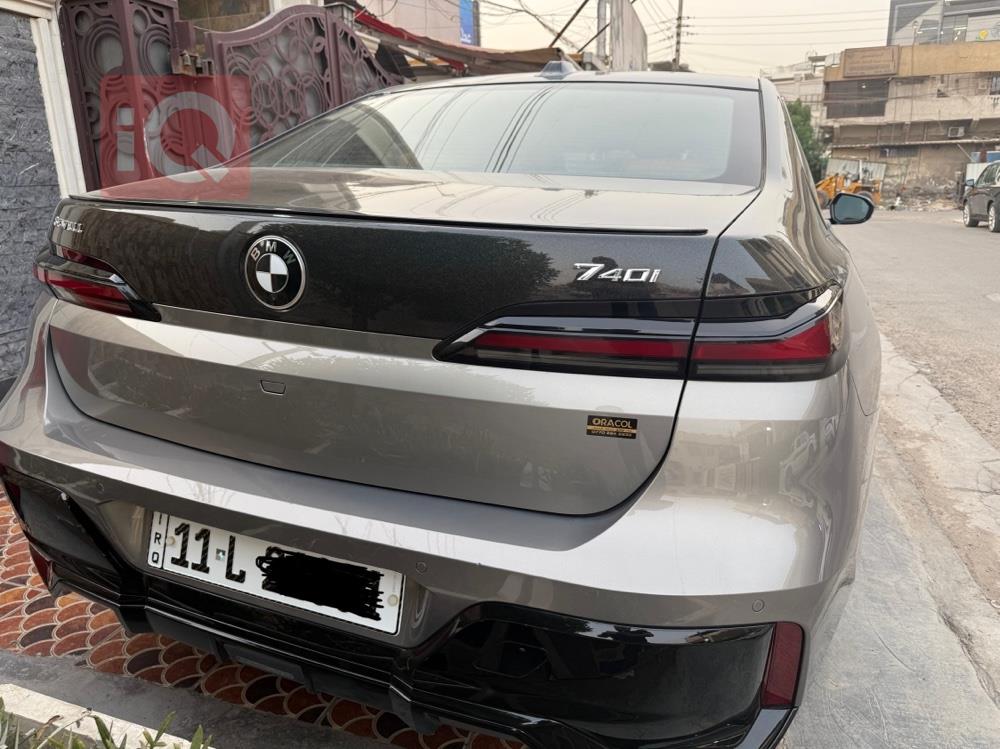 بي ام دبليو الفئة 7